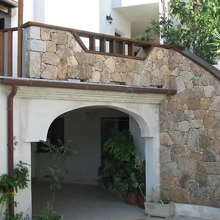 Monte Ruiu Apartment