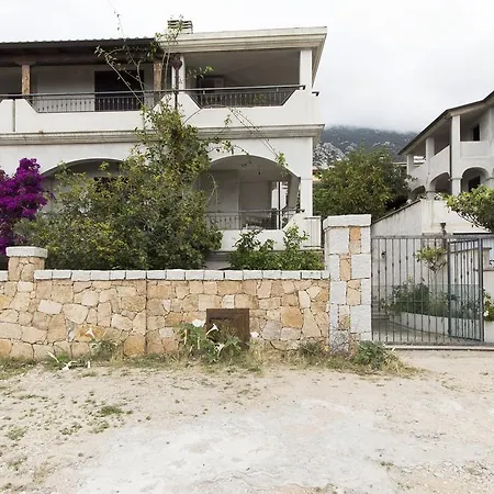 Monte Ruiu Apartment